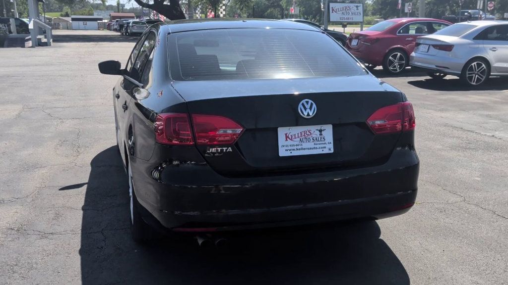 Volkswagen Jetta Sedan 4dr Automatic S photo 7