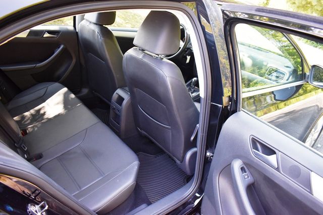 2014 Volkswagen Jetta Sedan 4dr Automatic SE PZEV - 23078479 - 30