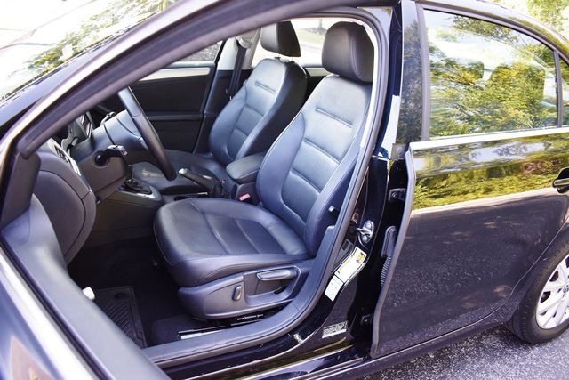 2014 Volkswagen Jetta Sedan 4dr Automatic SE PZEV - 23078479 - 3