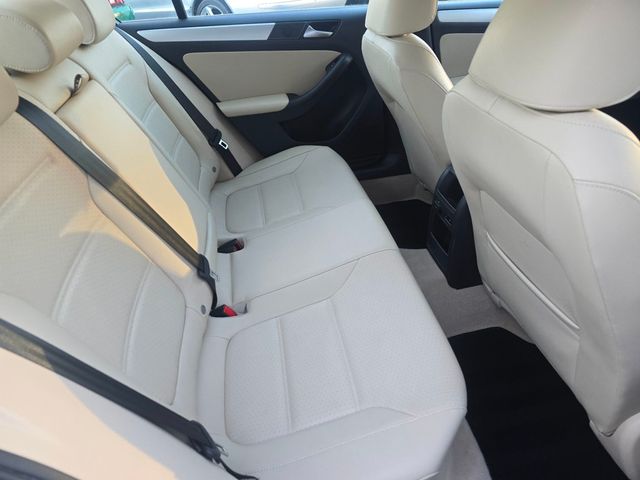 2014 Volkswagen Jetta Sedan 4dr DSG Hybrid SE - 23039714 - 13