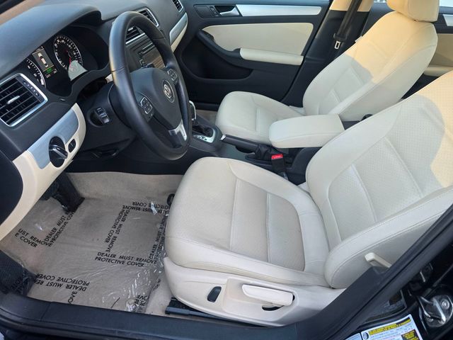 2014 Volkswagen Jetta Sedan 4dr DSG Hybrid SE - 23039714 - 7