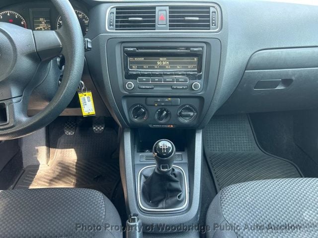 2014 Volkswagen Jetta Sedan 4dr Manual S - 23050557 - 18