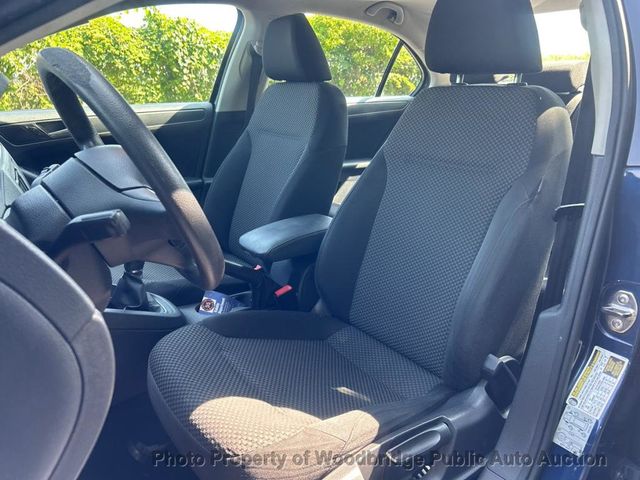 2014 Volkswagen Jetta Sedan 4dr Manual S - 23050557 - 5
