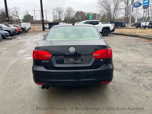 2014 Volkswagen Jetta Sedan SE - 23007572 - 3