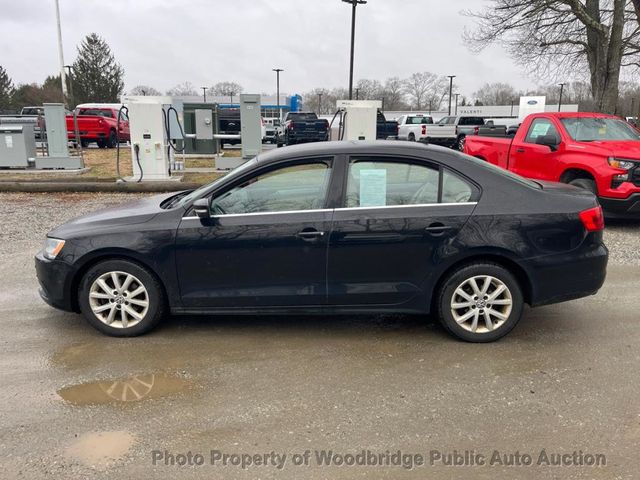 2014 Volkswagen Jetta Sedan SE - 23007572 - 4