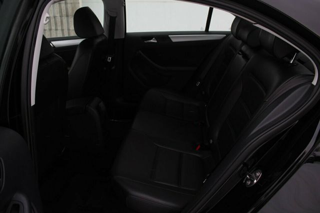 2014 Volkswagen Jetta Sedan SE PZEZ W/ NEW TIRES - 22952637 - 25