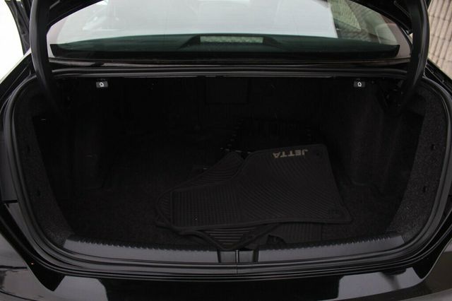 2014 Volkswagen Jetta Sedan SE PZEZ W/ NEW TIRES - 22952637 - 27