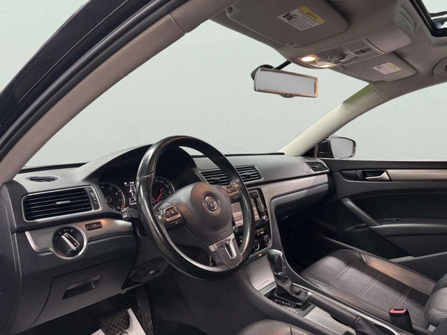 2014 Volkswagen Passat 1.8T SE 4dr Sedan 6A - 22979981 - 10