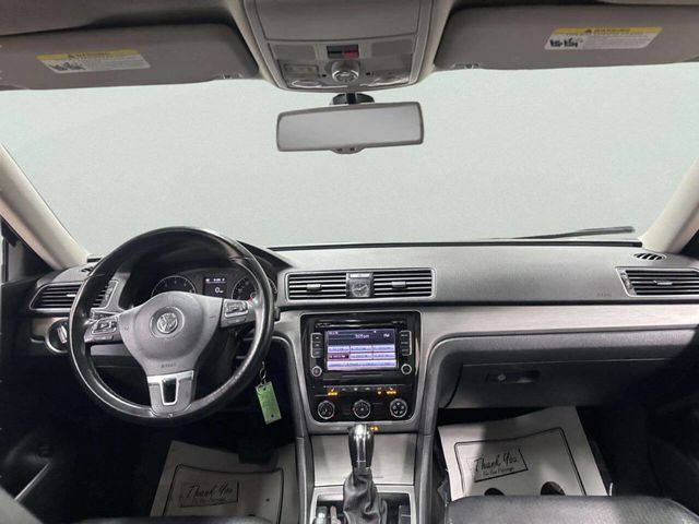 2014 Volkswagen Passat 1.8T SE 4dr Sedan 6A - 22979981 - 21