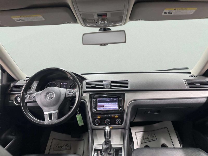 2014 Volkswagen Passat 1.8T SE 4dr Sedan 6A - 22979981 - 21