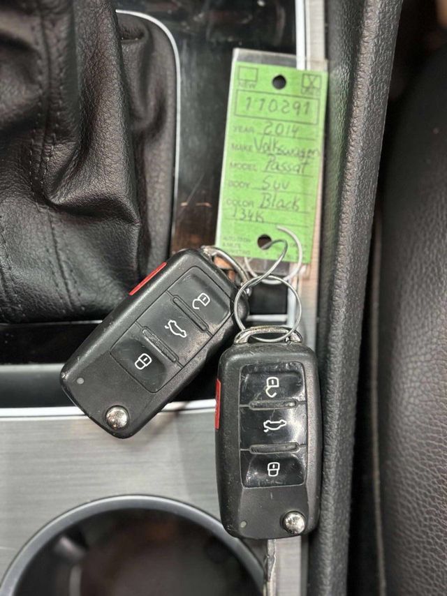 2014 Volkswagen Passat 1.8T SE 4dr Sedan 6A - 22979981 - 34