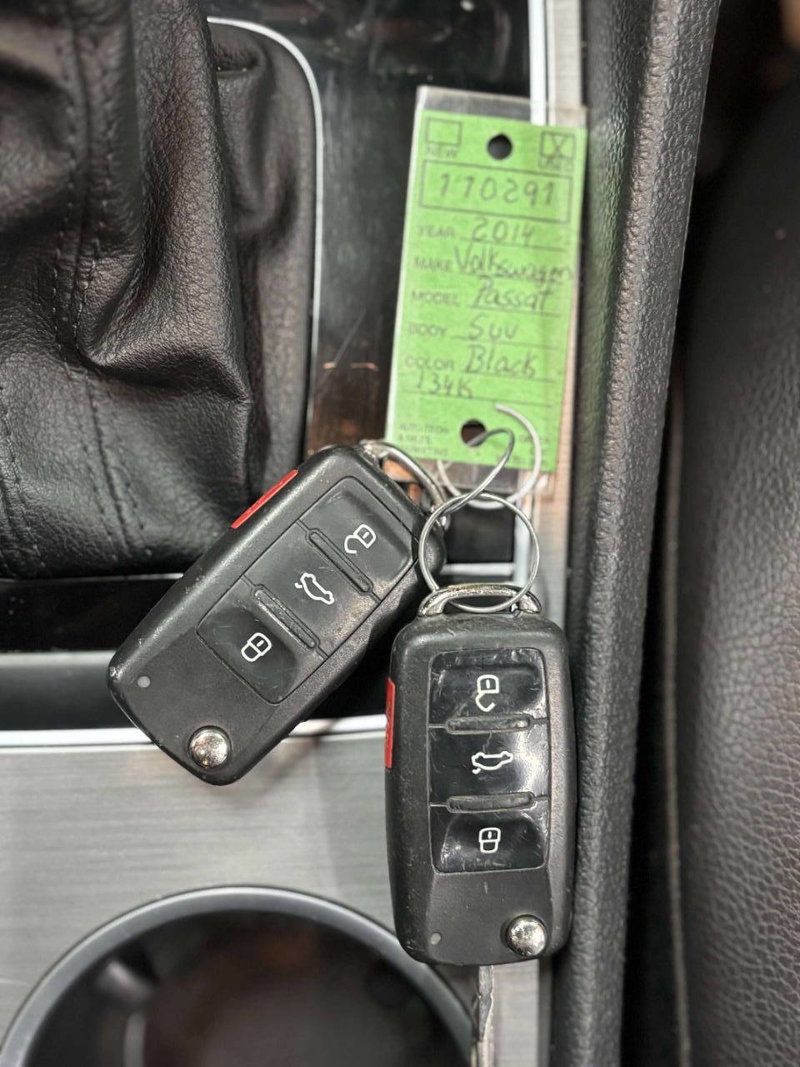 2014 Volkswagen Passat 1.8T SE 4dr Sedan 6A - 22979981 - 34