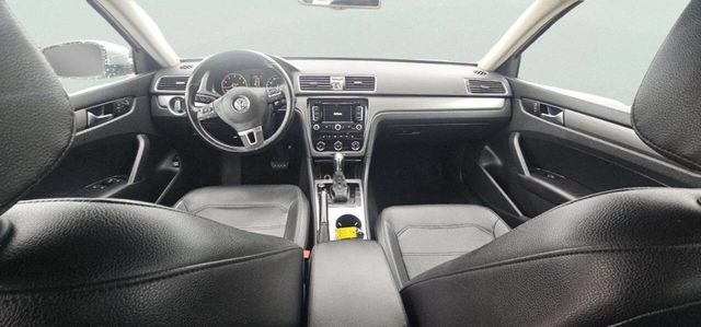 2014 Volkswagen Passat 4dr Sedan 1.8T Automatic SE w/Sunroof PZEV - 22997905 - 7