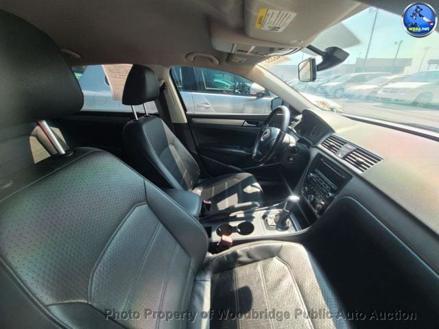 2014 Volkswagen Passat 4dr Sedan 1.8T Automatic S PZEV - 23057938 - 5