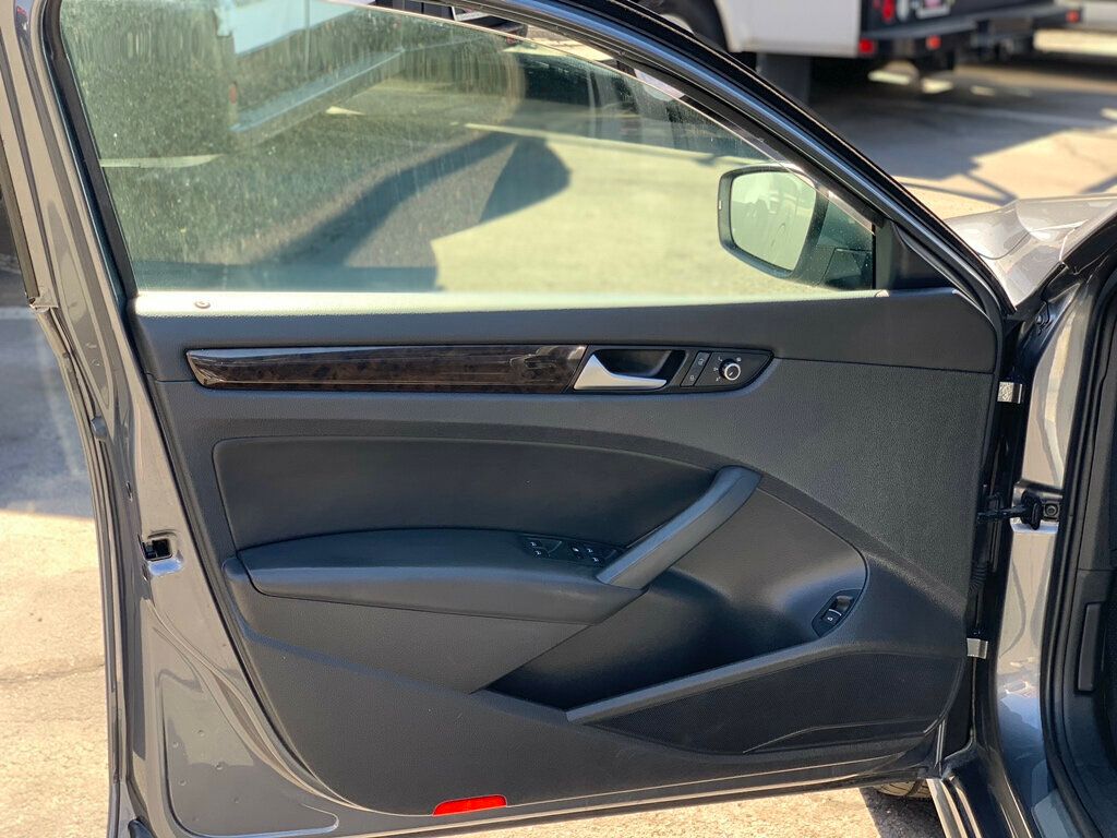 2014 Volkswagen Passat 4dr Sedan 2.0L DSG TDI SEL Premium - 22997180 - 16