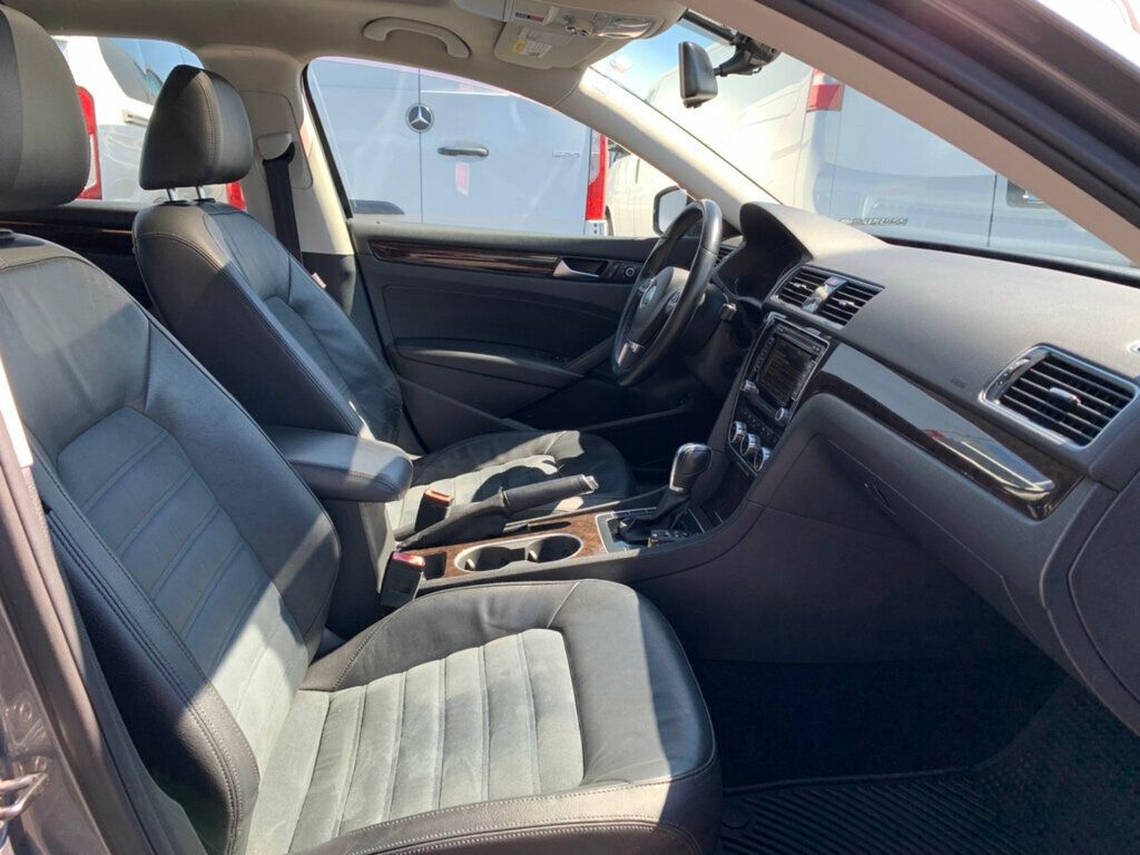 2014 Volkswagen Passat 4dr Sedan 2.0L DSG TDI SEL Premium - 22997180 - 22