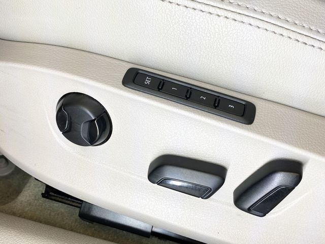 2014 Volkswagen Passat 4dr Sedan 2.0L DSG TDI SEL Premium - 22947949 - 22