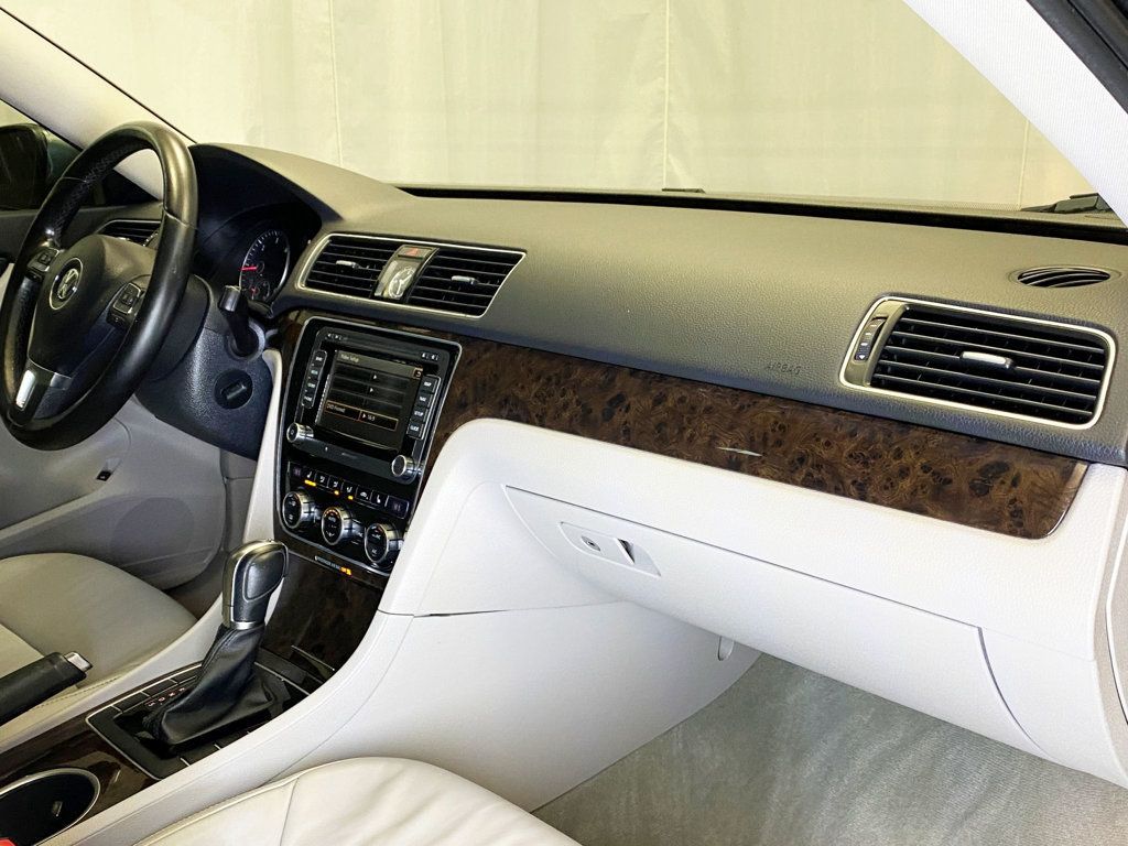 2014 Volkswagen Passat 4dr Sedan 2.0L DSG TDI SEL Premium - 22947949 - 52