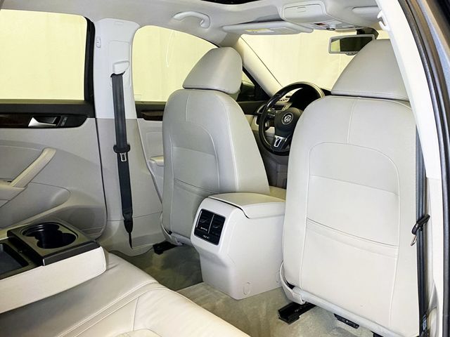 2014 Volkswagen Passat 4dr Sedan 2.0L DSG TDI SEL Premium - 22947949 - 55