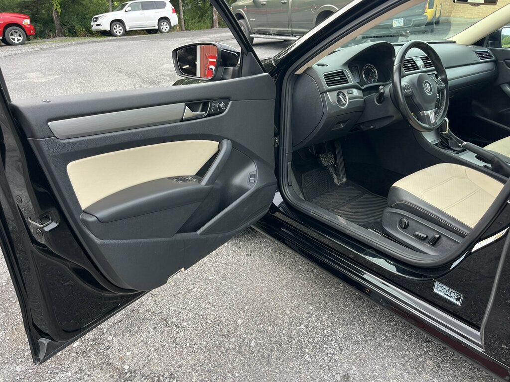 2014 Volkswagen Passat Fuel Sipping TDi Turbo Diesel 6-speed MPGs! - 23025749 - 17
