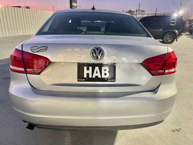 2014 Volkswagen Passat S - 22992014 - 4
