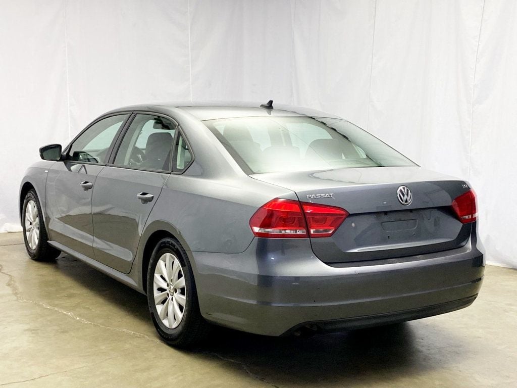 2014 Volkswagen Passat S - 22572761 - 9