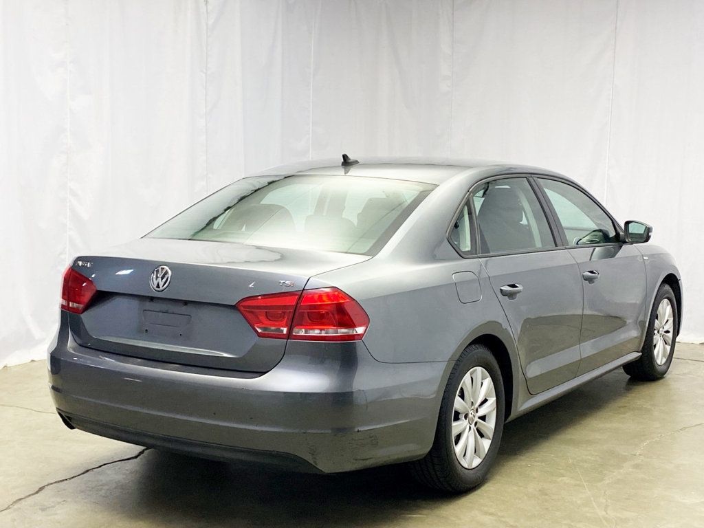 2014 Volkswagen Passat S - 22572761 - 10