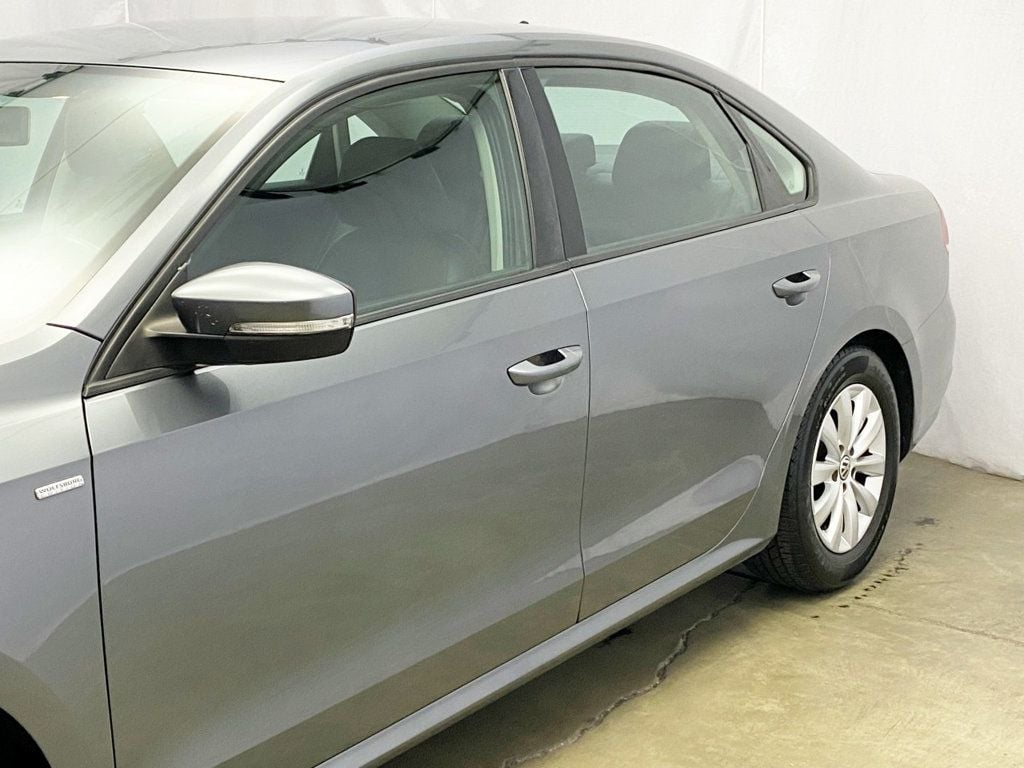 2014 Volkswagen Passat S - 22572761 - 2