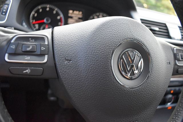 2014 Volkswagen Passat SE - 23047228 - 9
