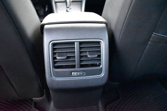 2014 Volkswagen Passat SE - 23047228 - 14