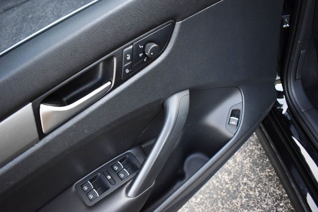 2014 Volkswagen Passat SE - 23047228 - 20