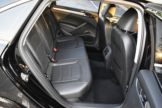 2014 Volkswagen Passat SE - 23047228 - 26