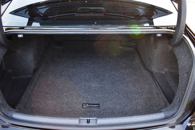 2014 Volkswagen Passat SE - 23047228 - 30