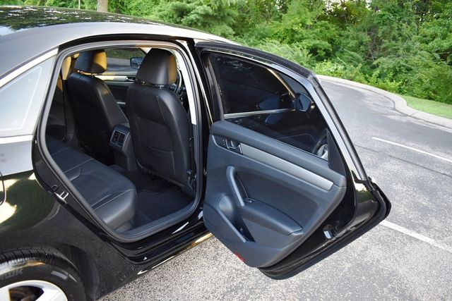 2014 Volkswagen Passat SE - 23047228 - 34