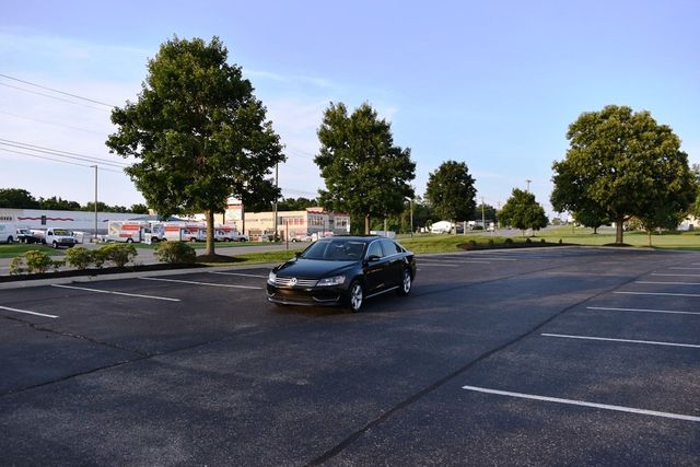 2014 Volkswagen Passat SE - 23047228 - 35