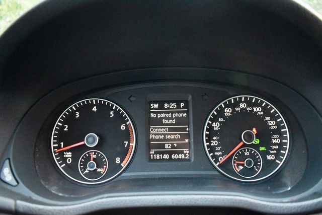 2014 Volkswagen Passat SE - 23047228 - 6