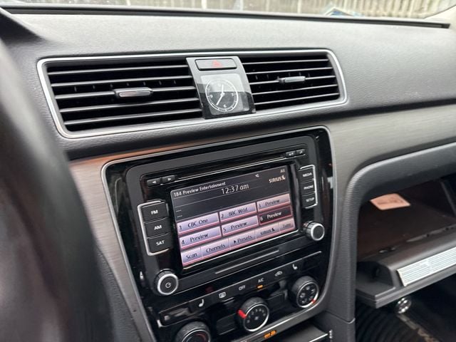 2014 Volkswagen Passat TDI SE - 22968263 - 10