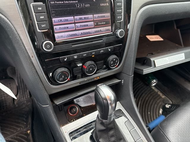 2014 Volkswagen Passat TDI SE - 22968263 - 11