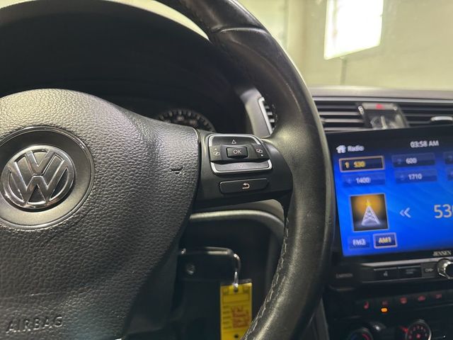 2014 Volkswagen Passat TDI SE - 23006634 - 10
