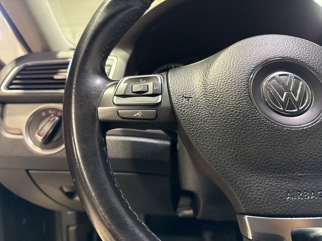 2014 Volkswagen Passat TDI SE - 23006634 - 11
