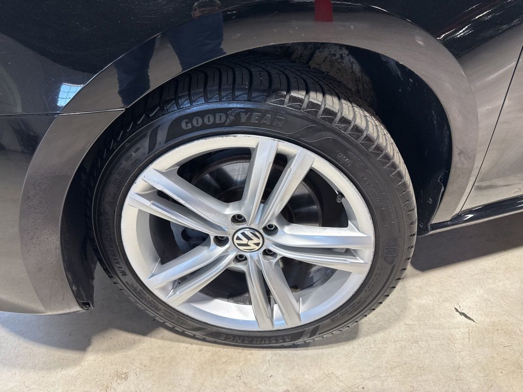 2014 Volkswagen Passat TDI SE - 23006634 - 1