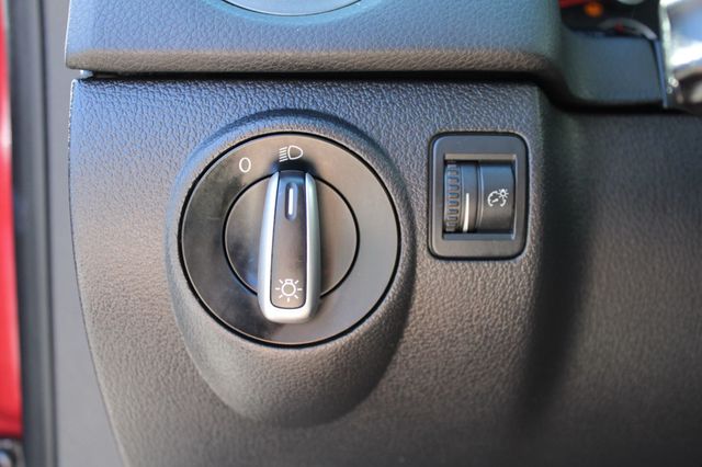 2014 Volkswagen Tiguan 2WD 4dr Automatic S - 23102029 - 22