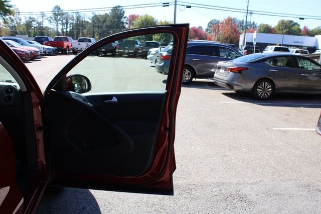 2014 Volkswagen Tiguan 2WD 4dr Automatic S - 23102029 - 24
