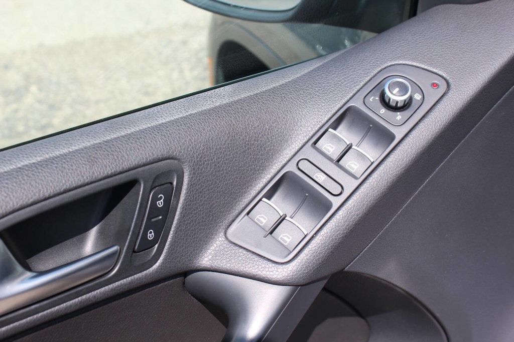 2014 Volkswagen Tiguan 2WD 4dr Automatic SEL - 22900451 - 9
