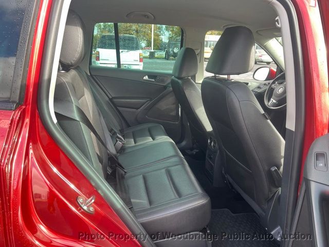 2014 Volkswagen Tiguan 4-Motion - 22945433 - 9