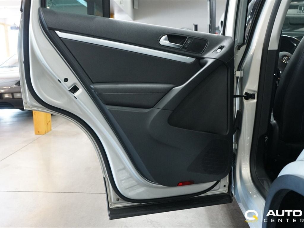 2014 Volkswagen Tiguan 4MOTION 4dr Automatic SEL - 22887000 - 10