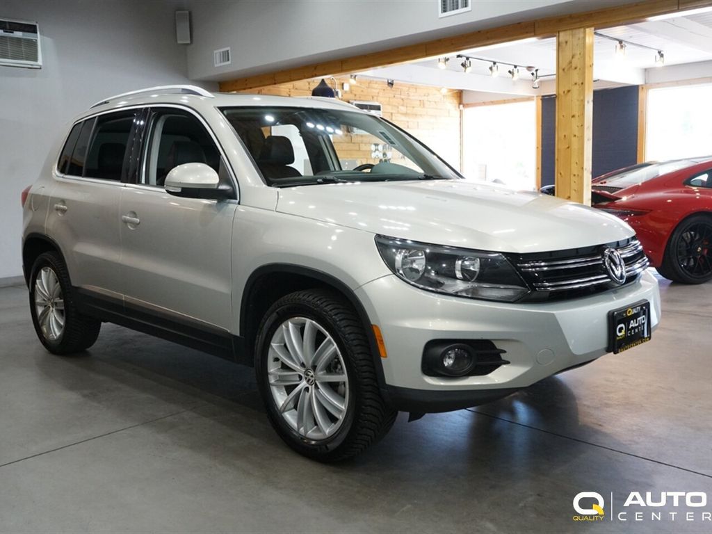 2014 Volkswagen Tiguan SEL photo 3