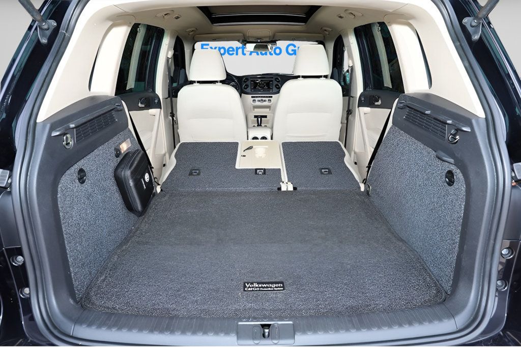2014 Volkswagen Tiguan SEL photo 15