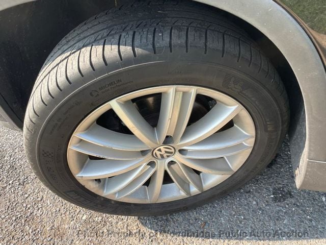 2014 Volkswagen Tiguan SE - 23062944 - 8