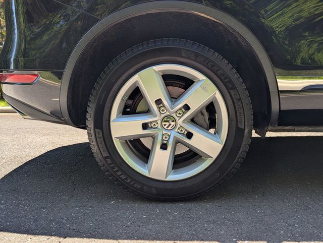 2014 Volkswagen Touareg 4dr TDI Lux - 23023719 - 11